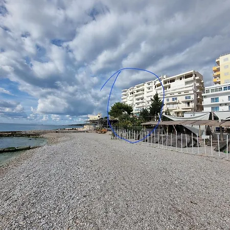 公寓 Lovely Just 30m From The